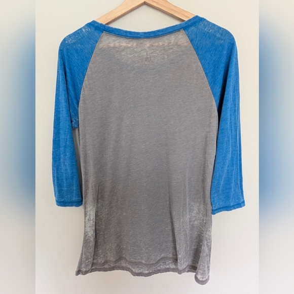 Mickey Mouse Raglan Baseball TShirt Ladies Size Large Disney World Lightweight - Picture 5 of 7